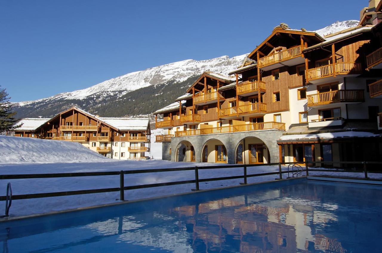 Les Alpages: Alpine Retreat with Pool & Wellness Apartment Lanslebourg-Mont-Cenis Exterior photo